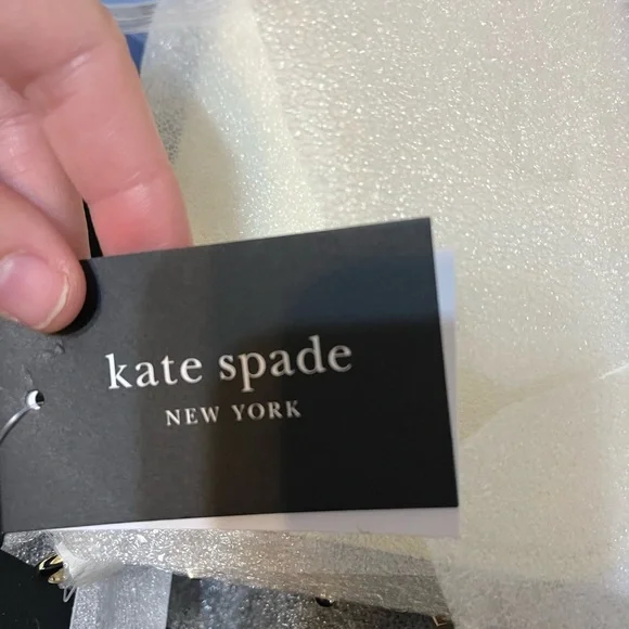 Kate Spade Liv Crinkle Applique Shoulder Bag NWT - Picture 9 of 9